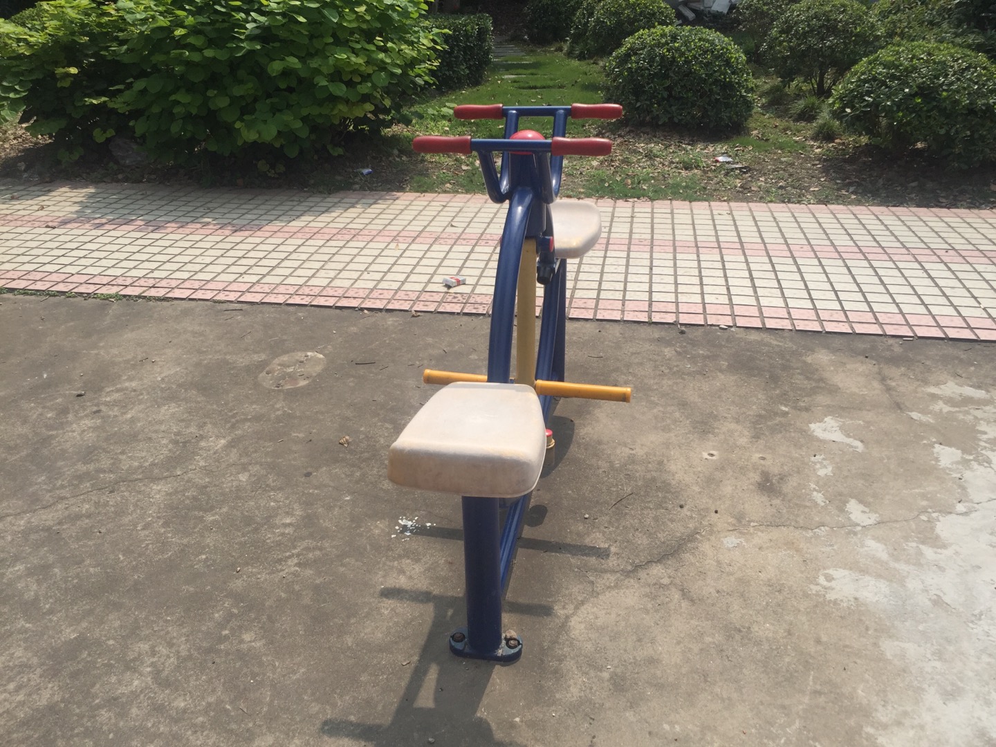下肢康复器