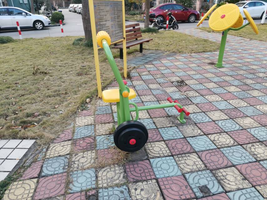 腹背锻炼器
