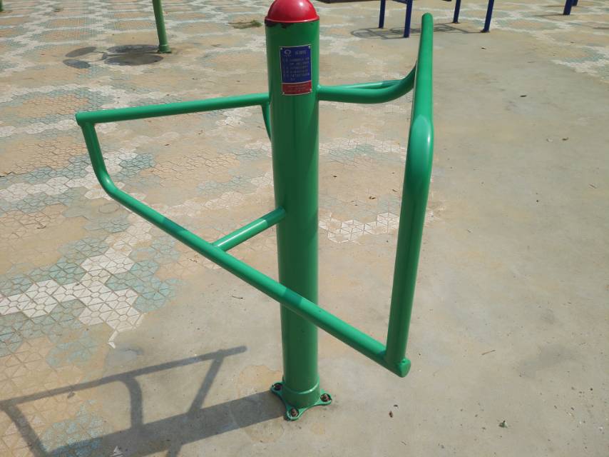 搁腿杠