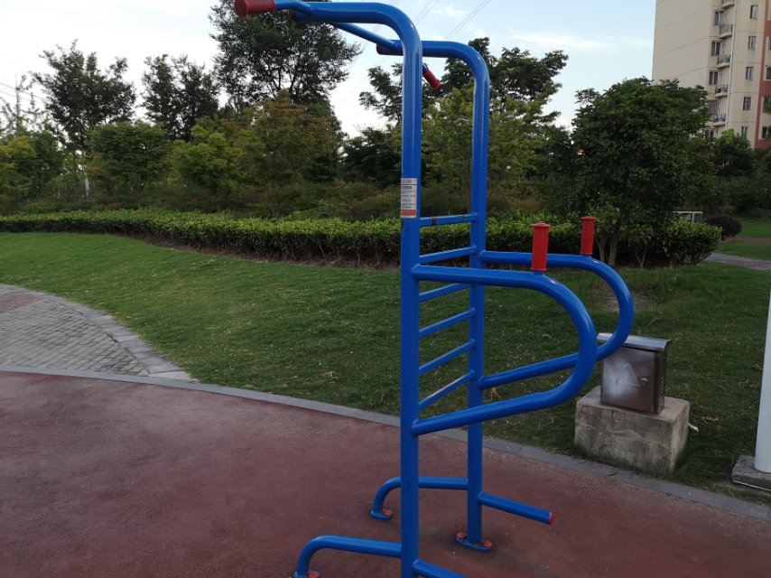 多功能锻炼器