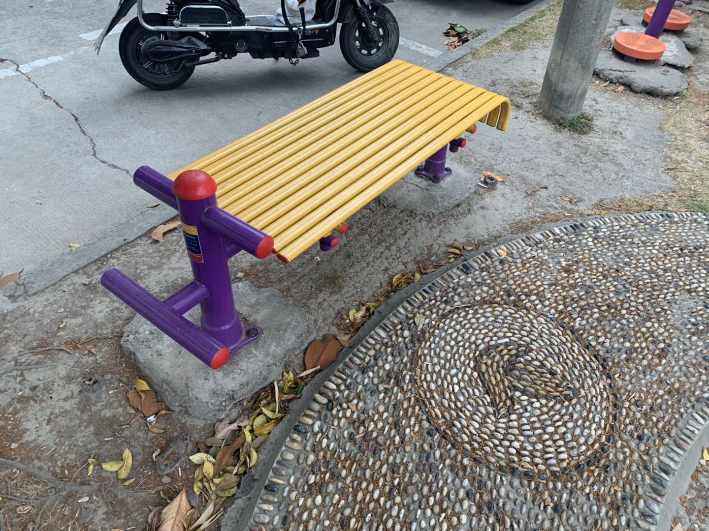 仰卧起平台