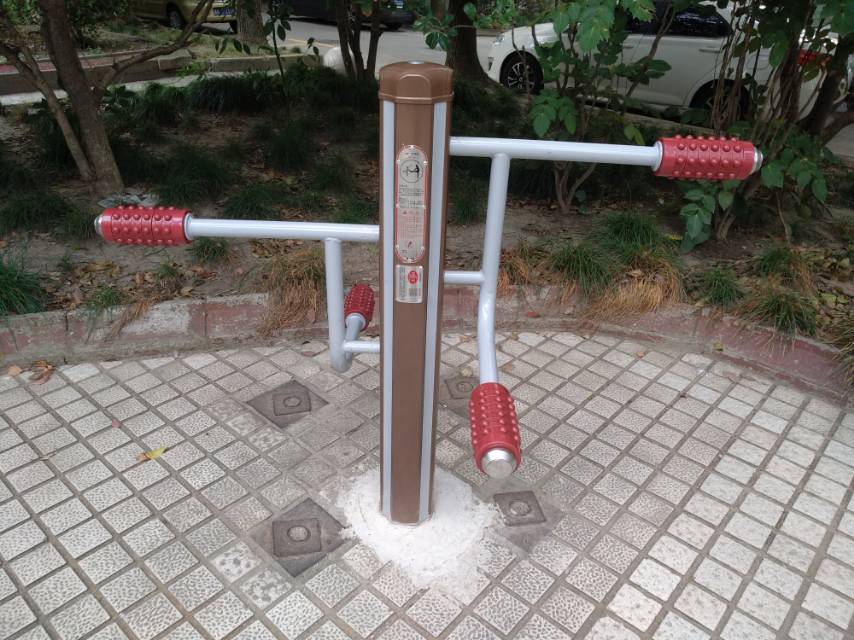 四级压腿按摩器