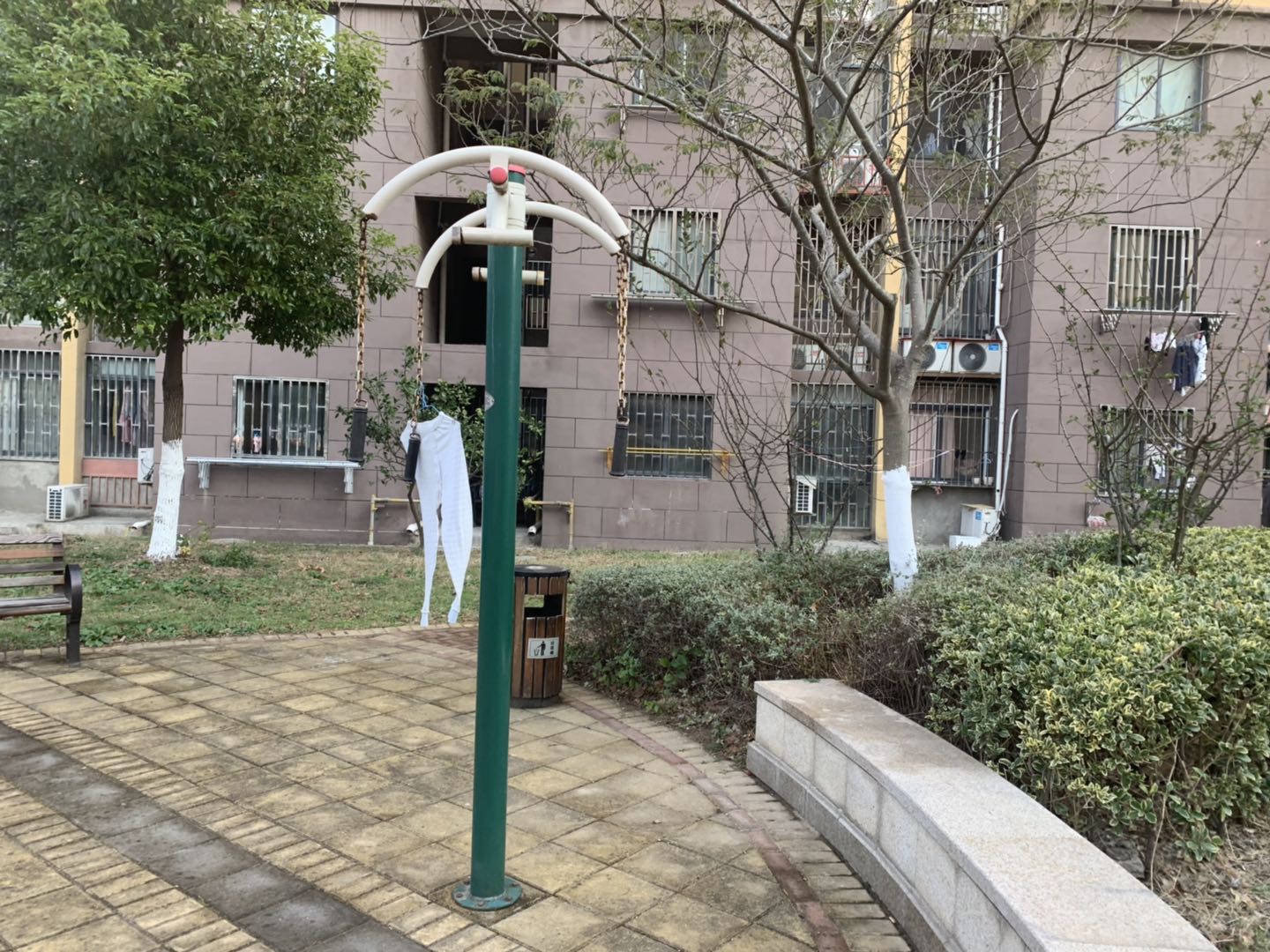 牵引器