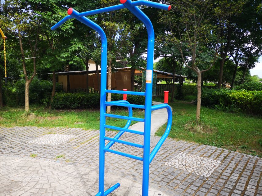 多功能锻炼器