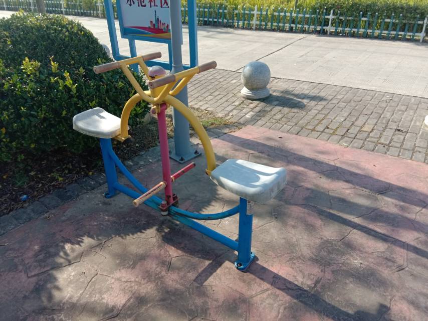 下肢锻炼器