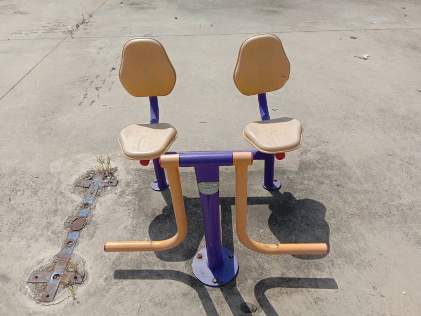 下肢摇摆器