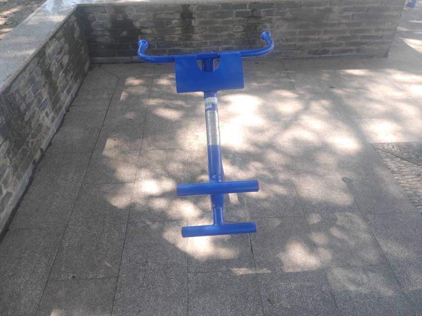 背肌训练器