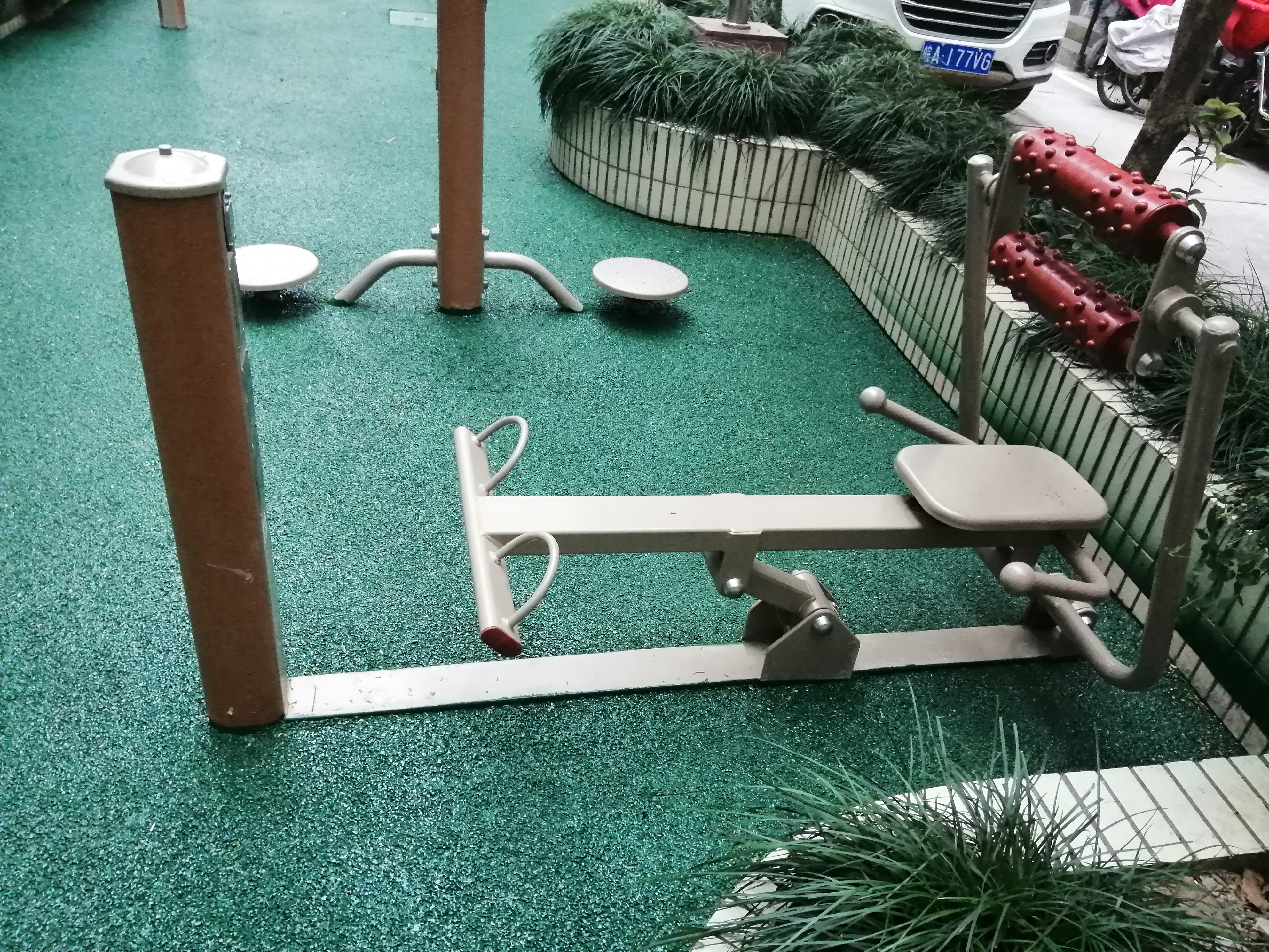 腹背屈伸训练器
