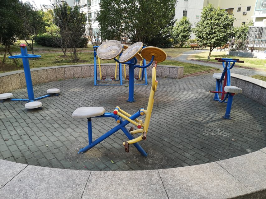 江苑居委健身苑点