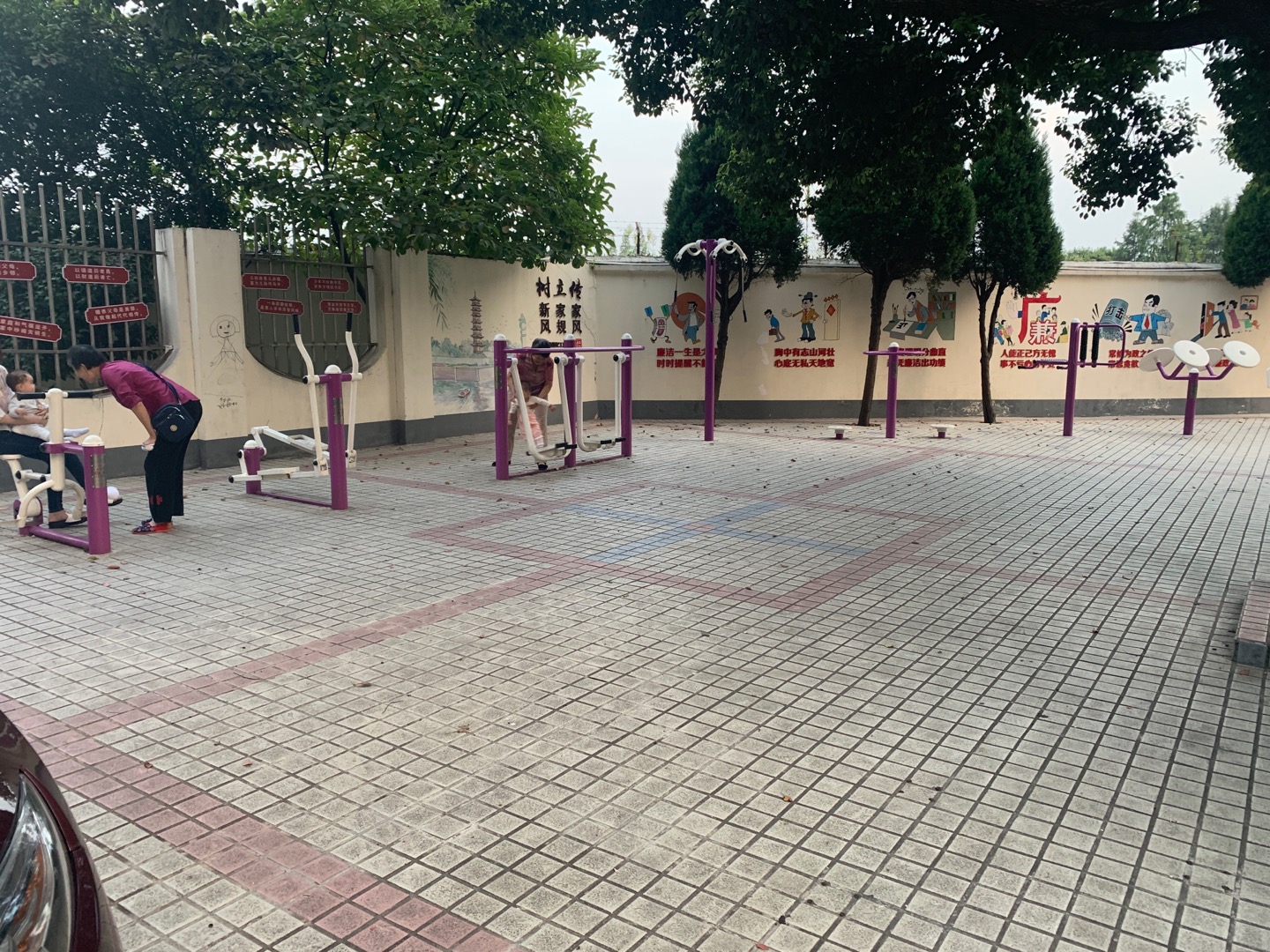 东外环城新村健身点