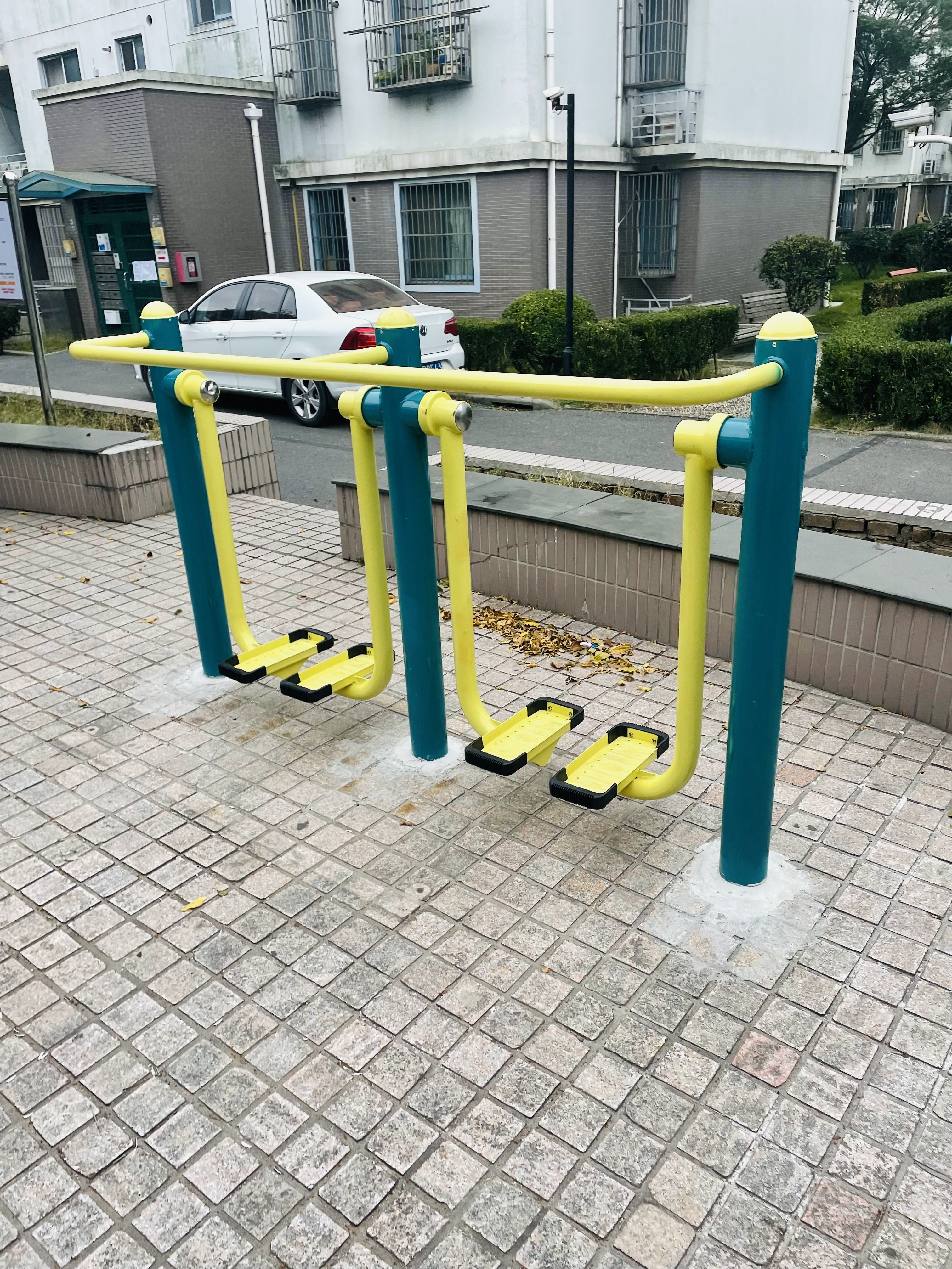 二位智能太空漫步机