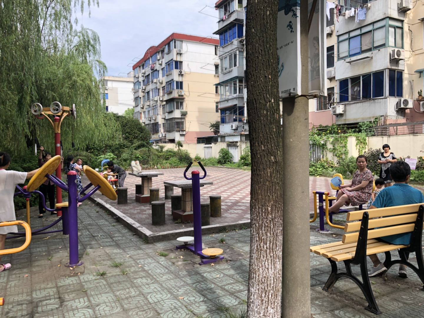 迎园二坊健身点
