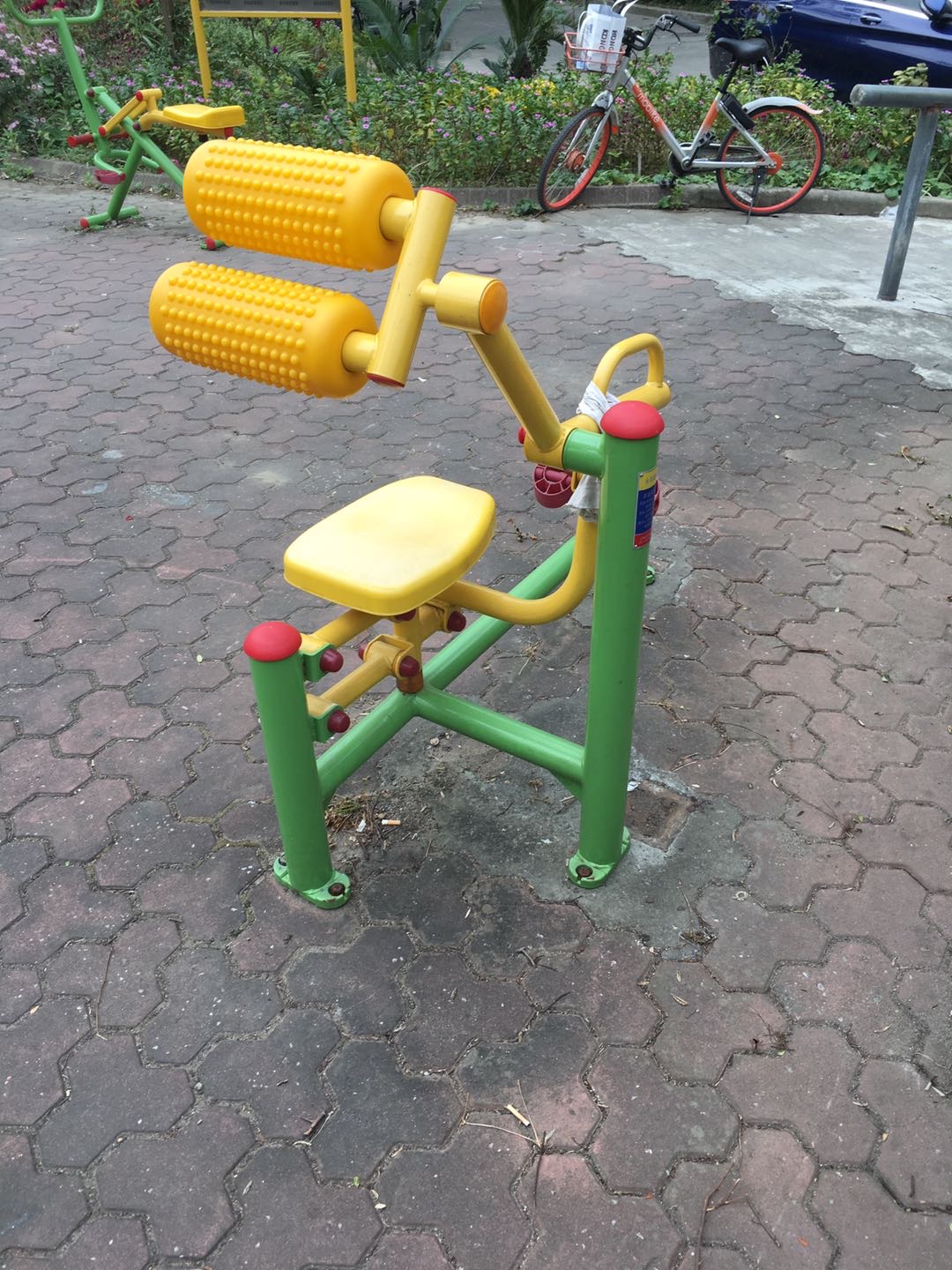 自重腹背锻炼器