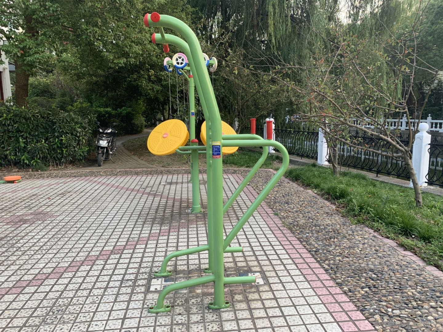 多功能锻炼器