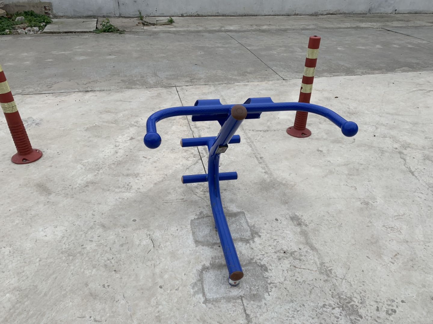 背肌训练器