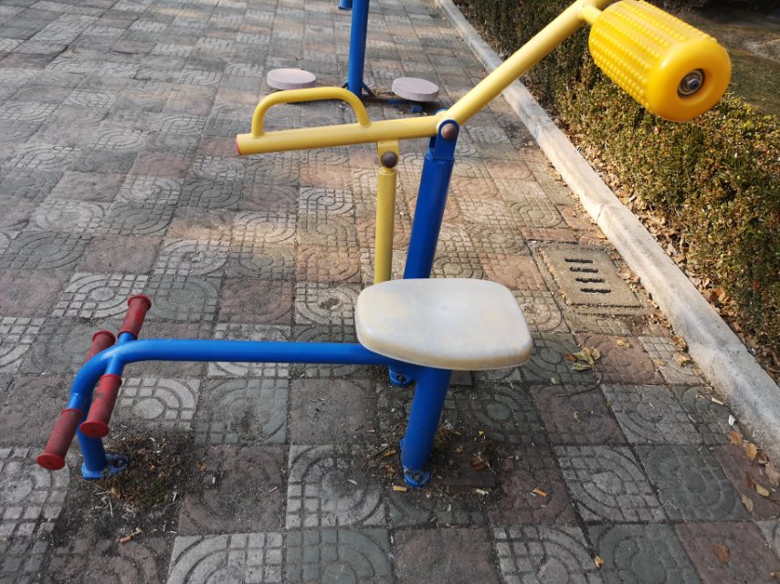 腹背锻炼器
