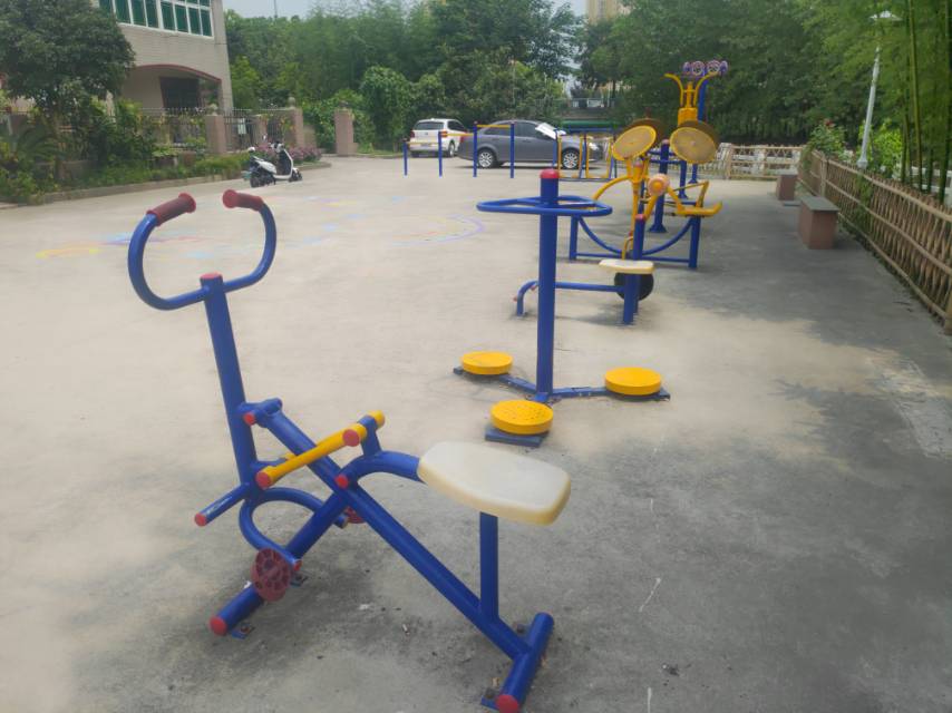 沁园社区健身点1