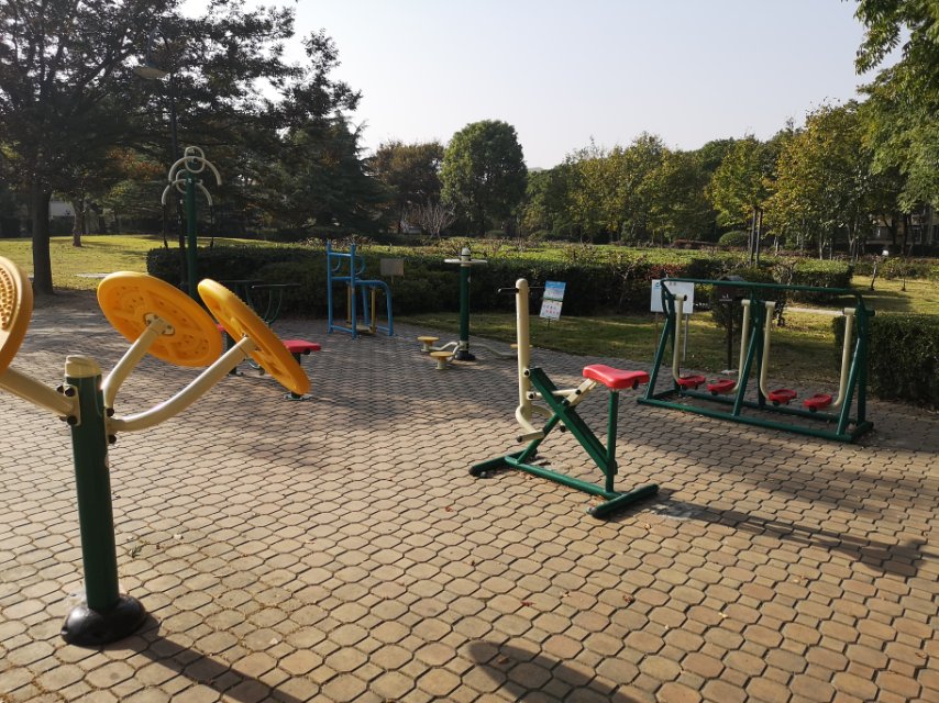 康桥半岛4期健身点1177弄