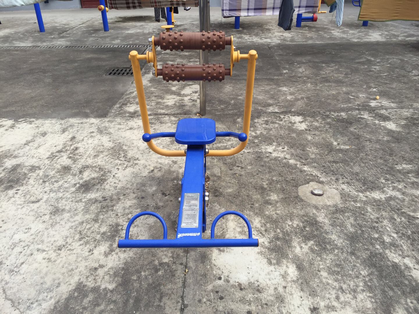 腹背屈伸训练器