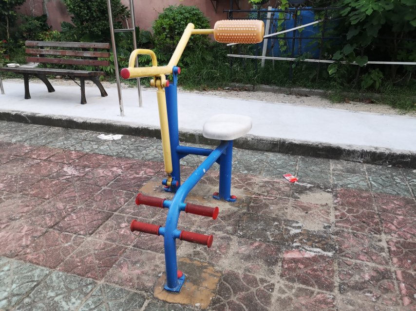 腹背锻炼器
