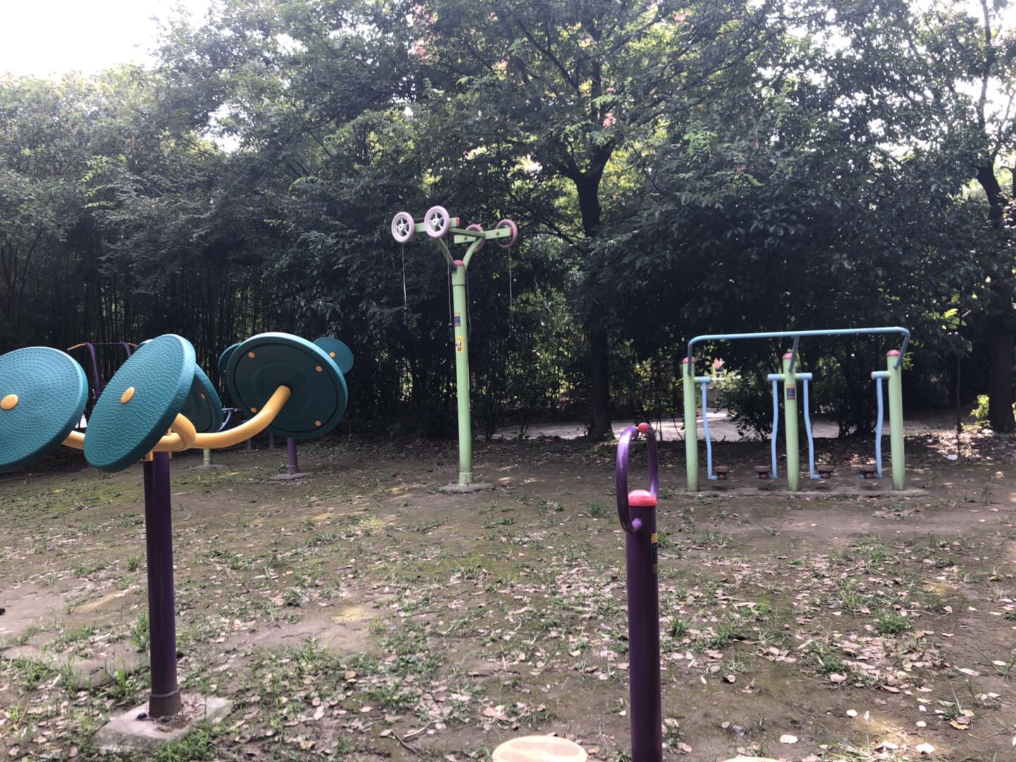 逸仙一村二居健身点二（幸之苑）