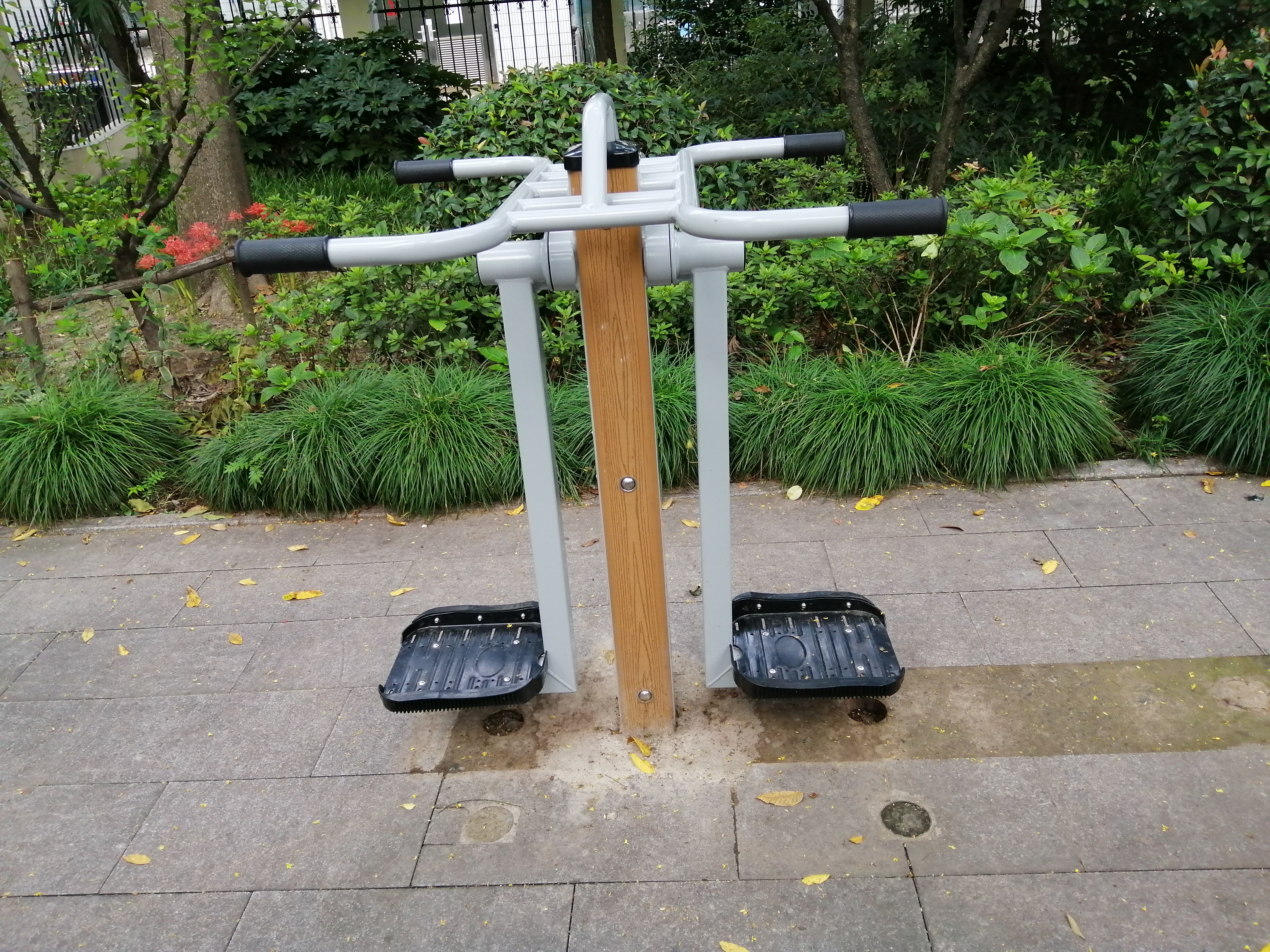 双位钟摆训练器