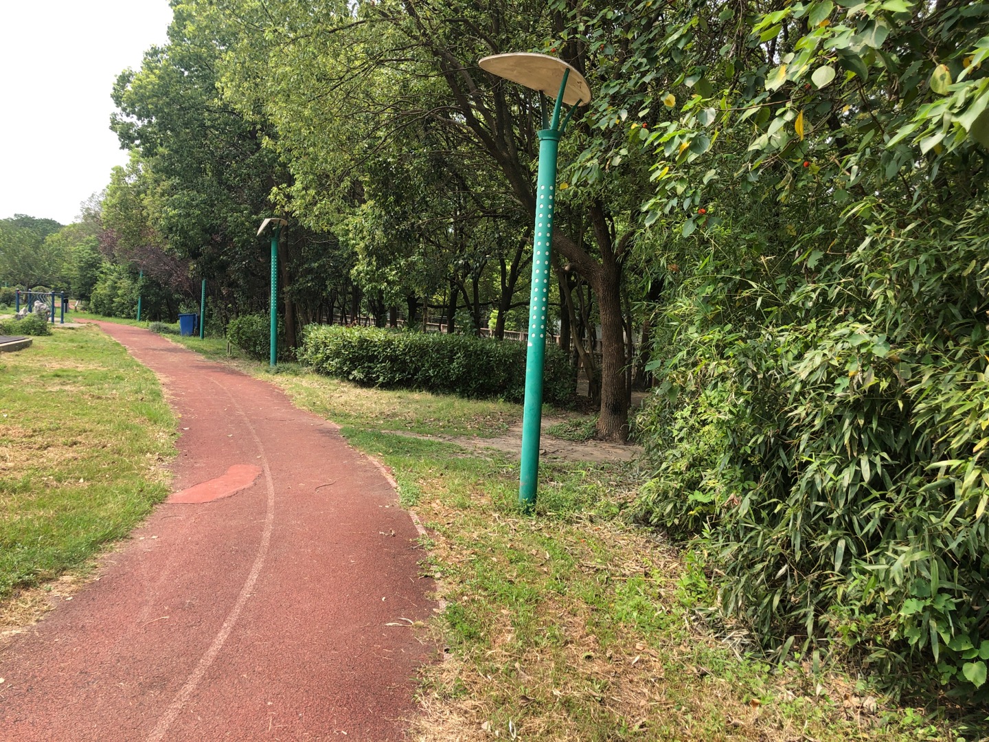 江桥二村百姓健身步道