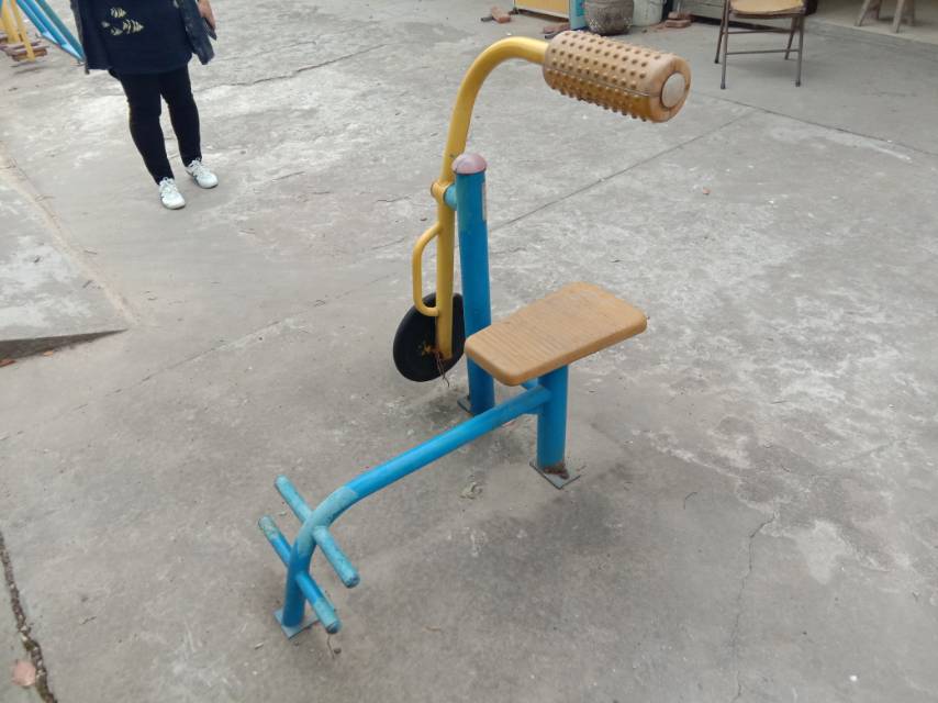 腹背锻炼器