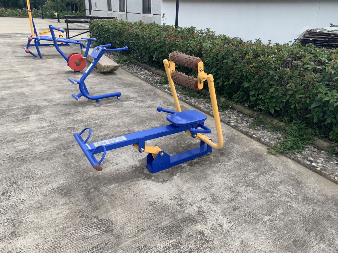 腹背屈伸训练器