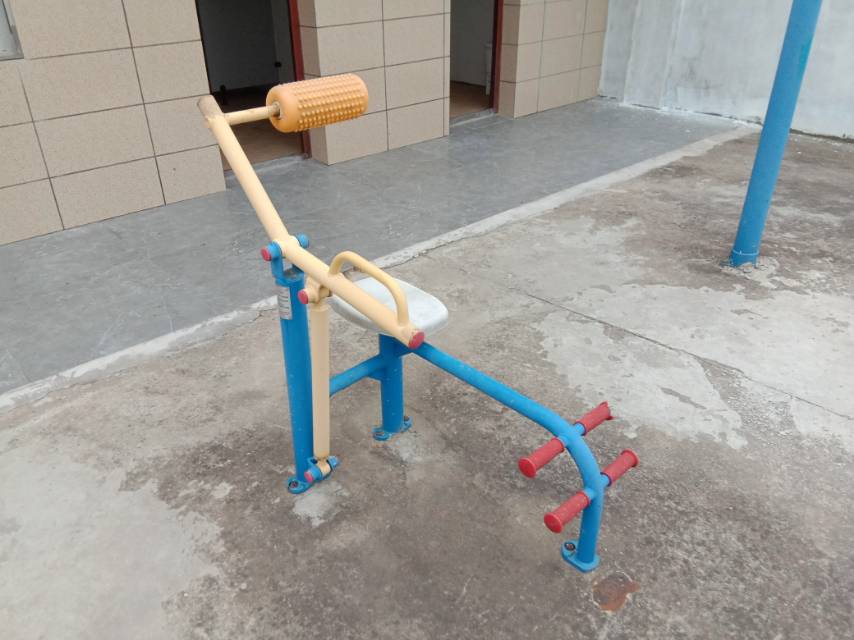 腹背锻炼器