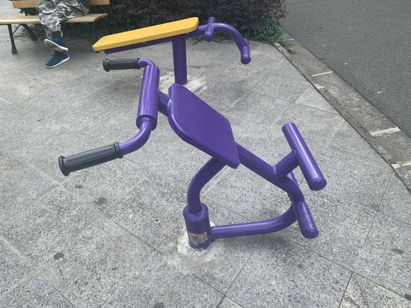 背肌训练器