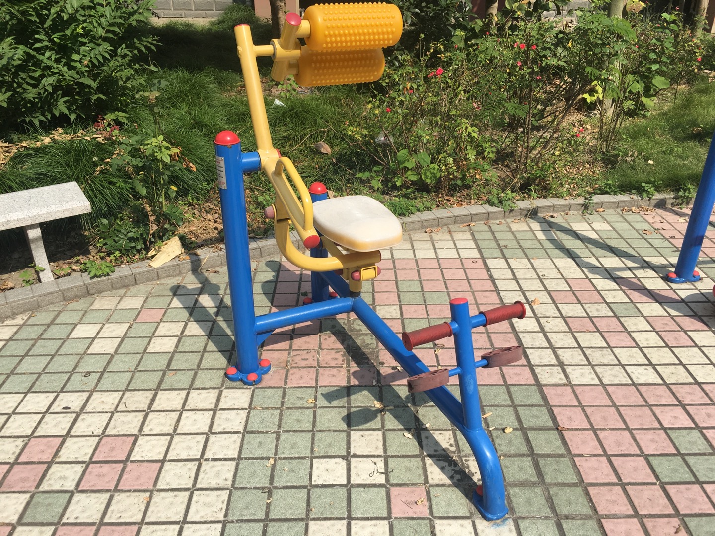 自重腹背锻炼器