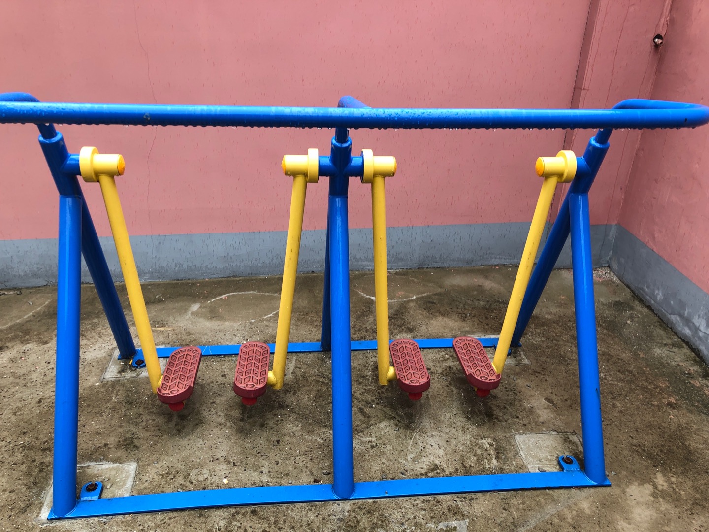双人漫步器
