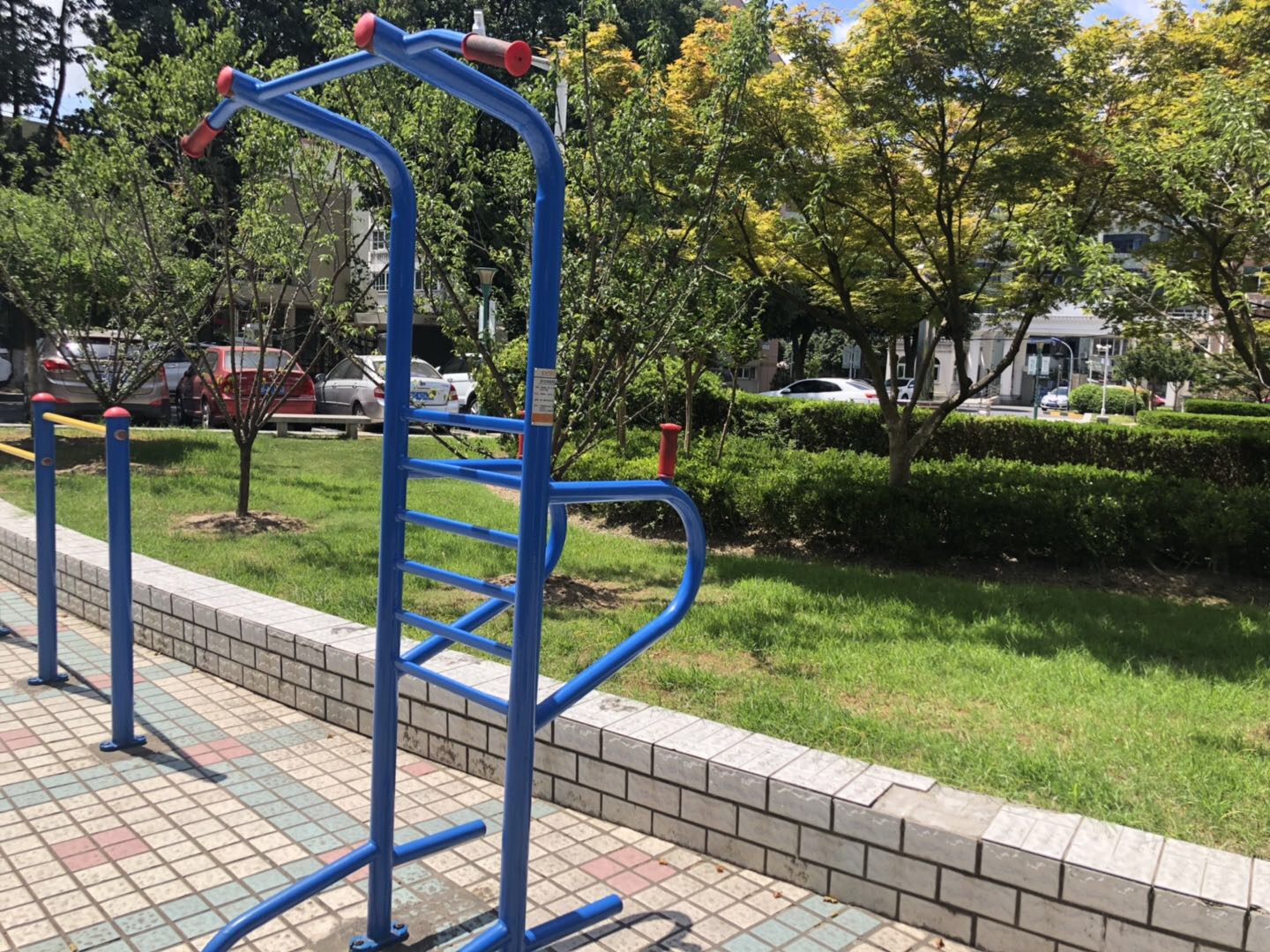多功能锻炼器