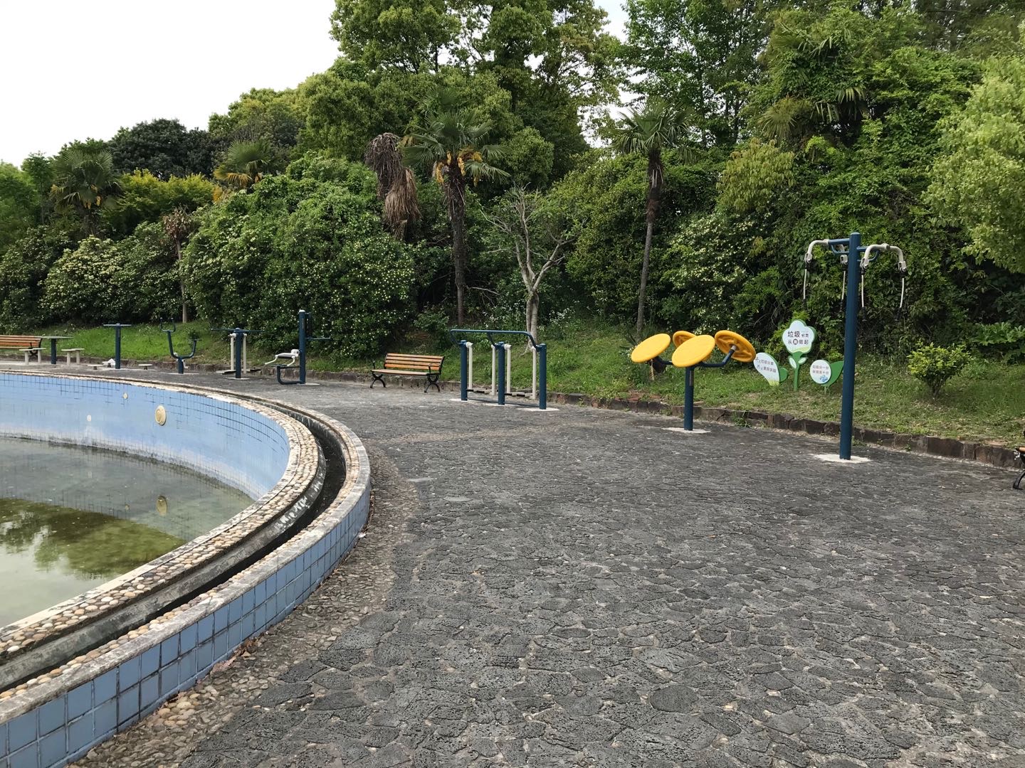西郊景园市民益智健身苑点