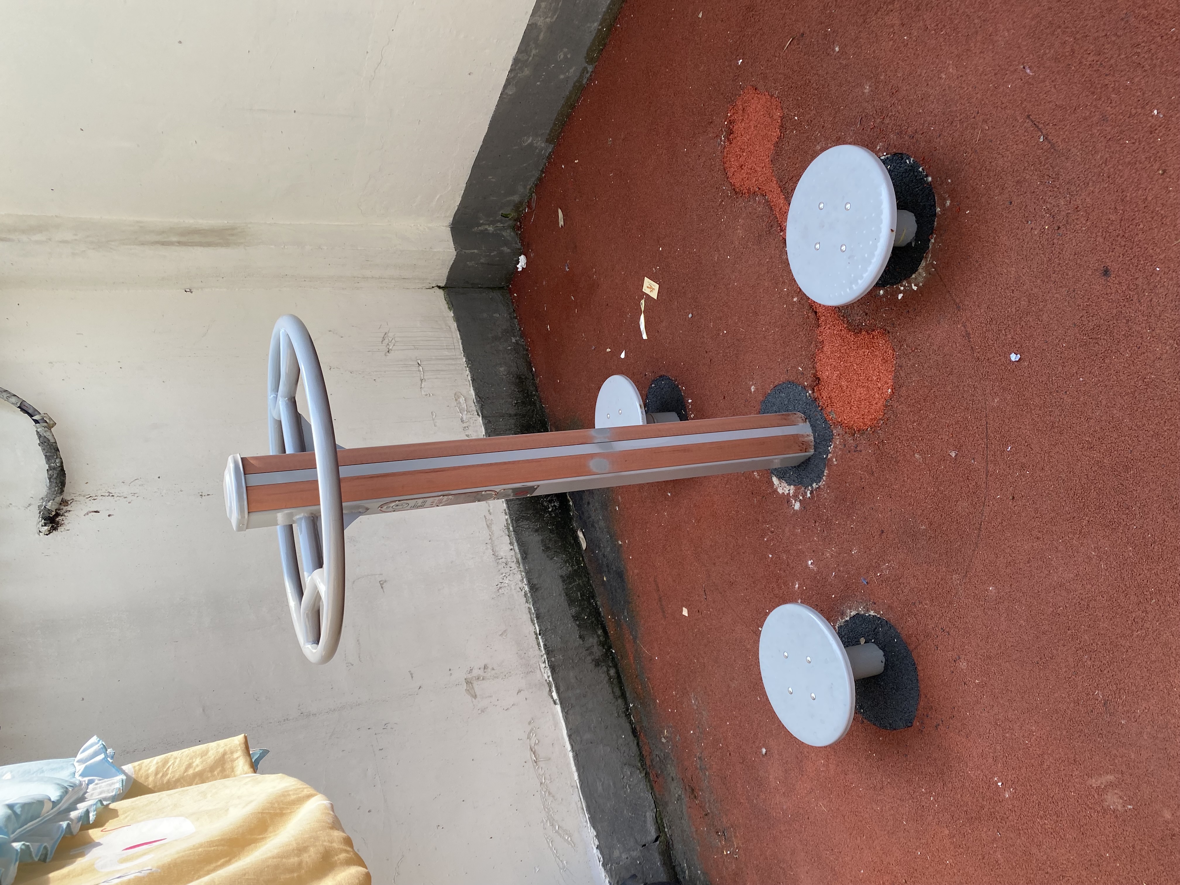 扭腰器