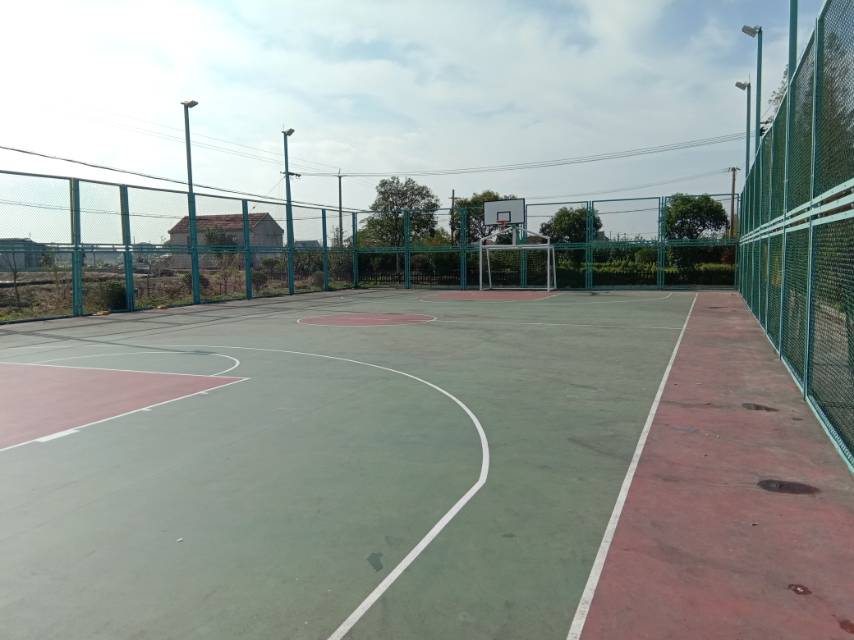 崇明区中兴镇永隆村篮球场