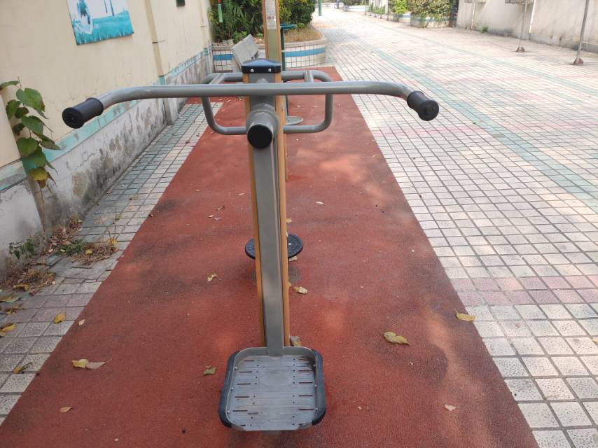钟摆扭腰器