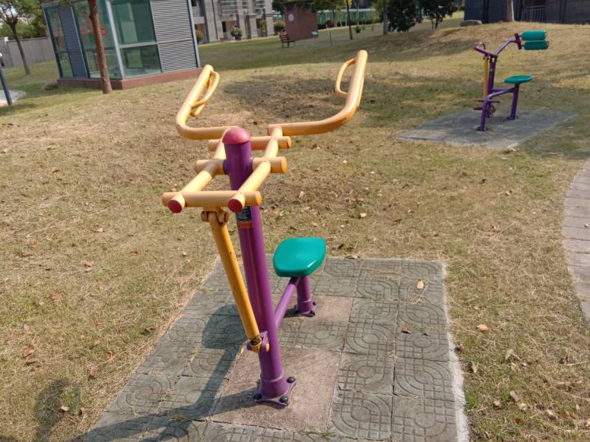 上肢锻炼器