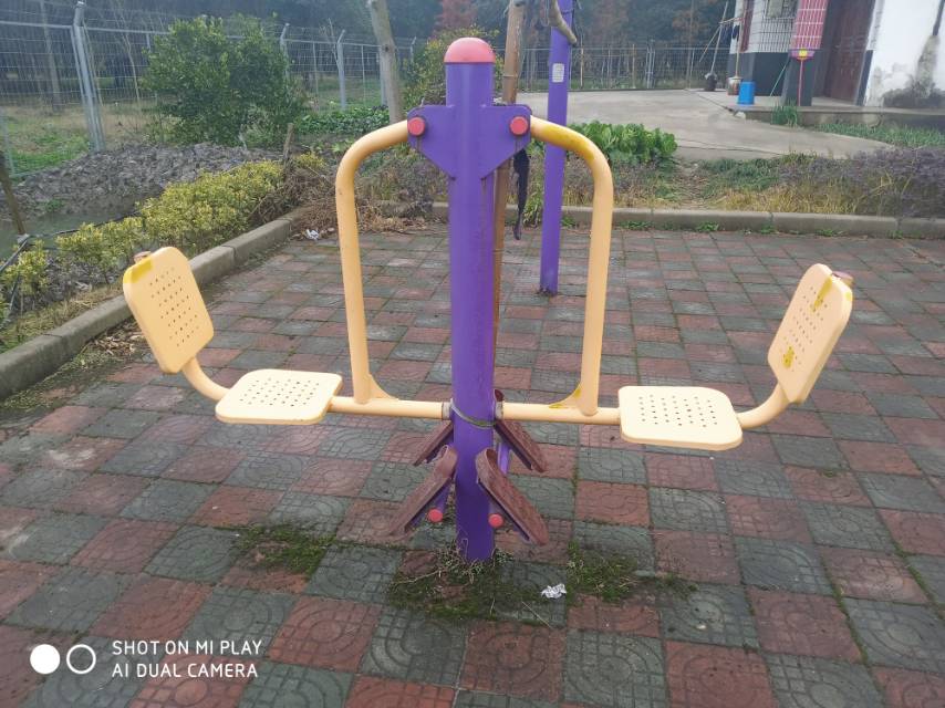 双人坐蹬器