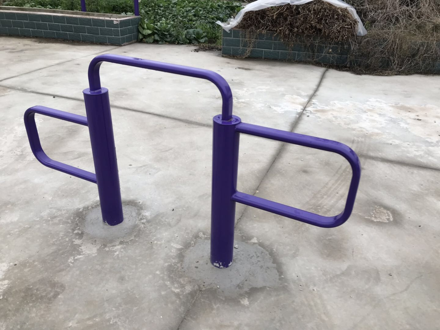 弹振压腿器