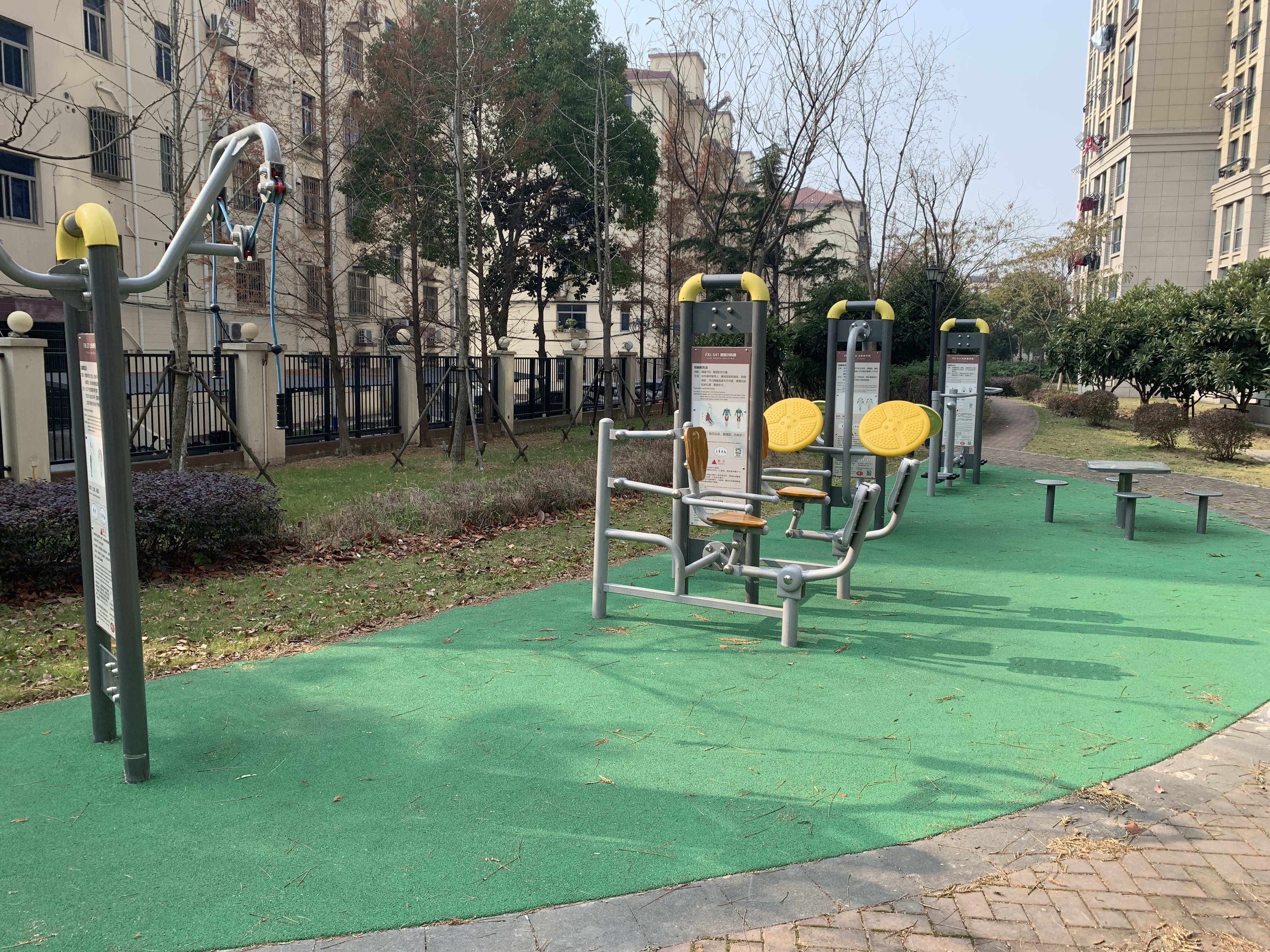 贺桥社区贺桥公寓益智健身点（二）