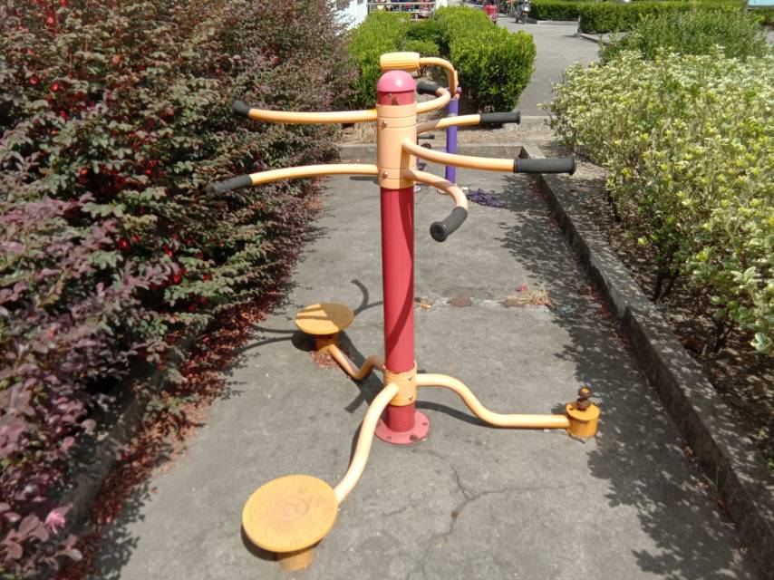 扭腰器