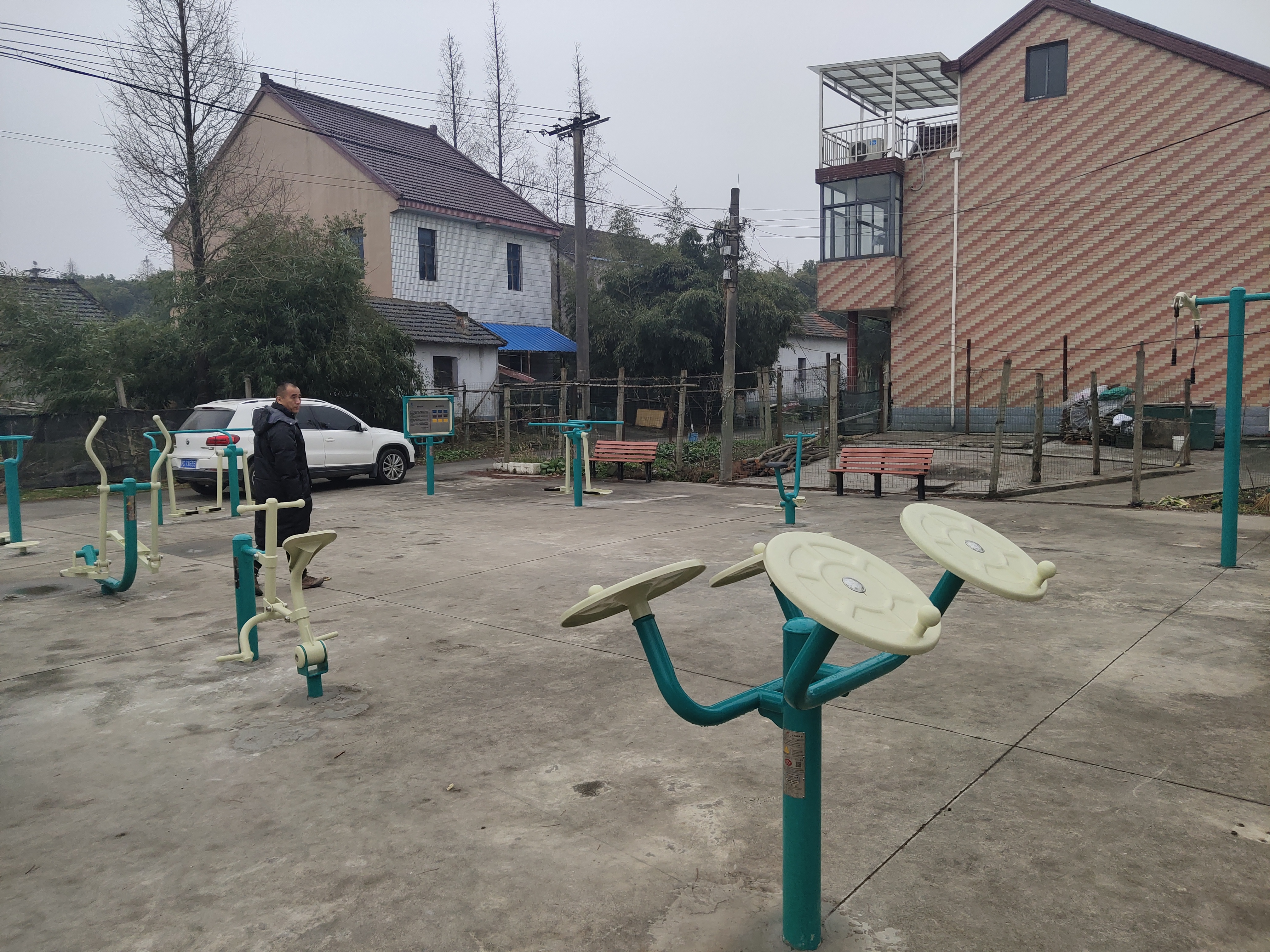 曹家浜南曹队健身点