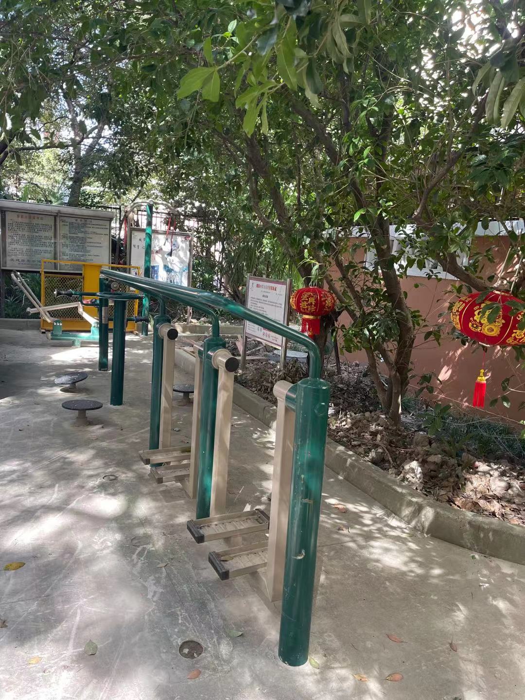 爱建小区健身点