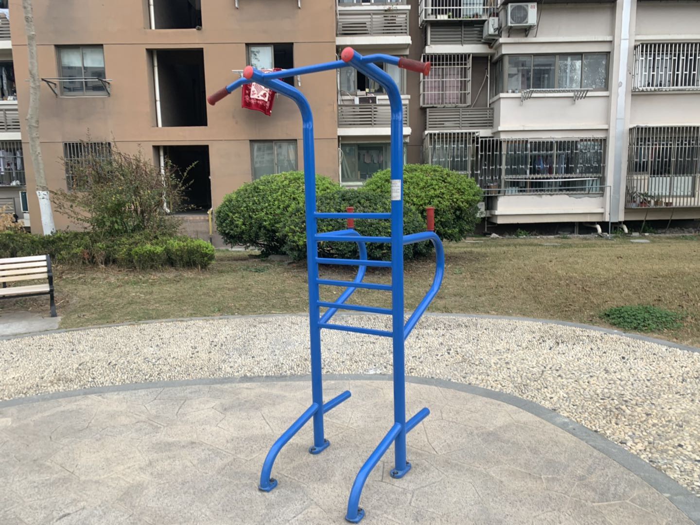 多功能训练器
