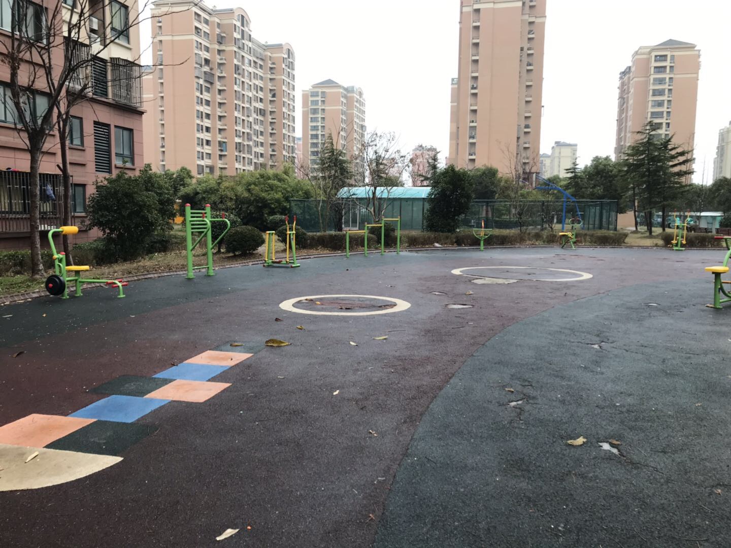 凌桥六居委健身点2