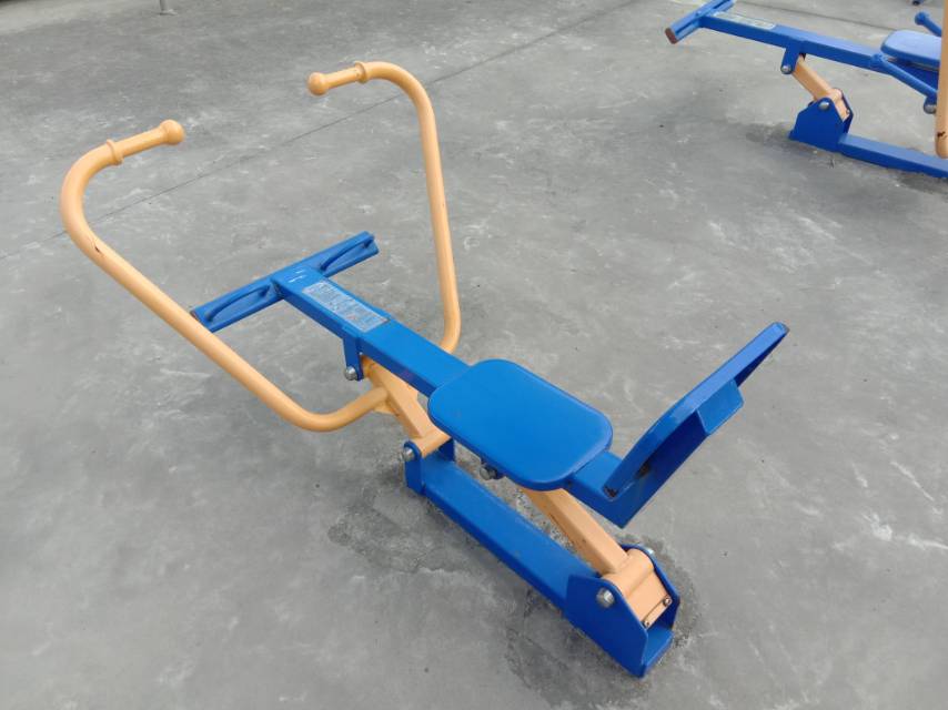 划船器