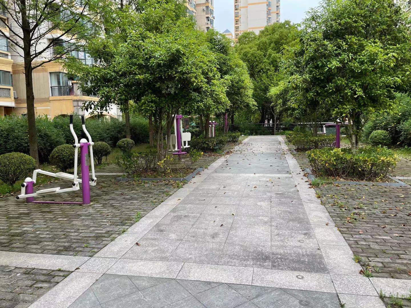 珠江新城红棉苑健身点