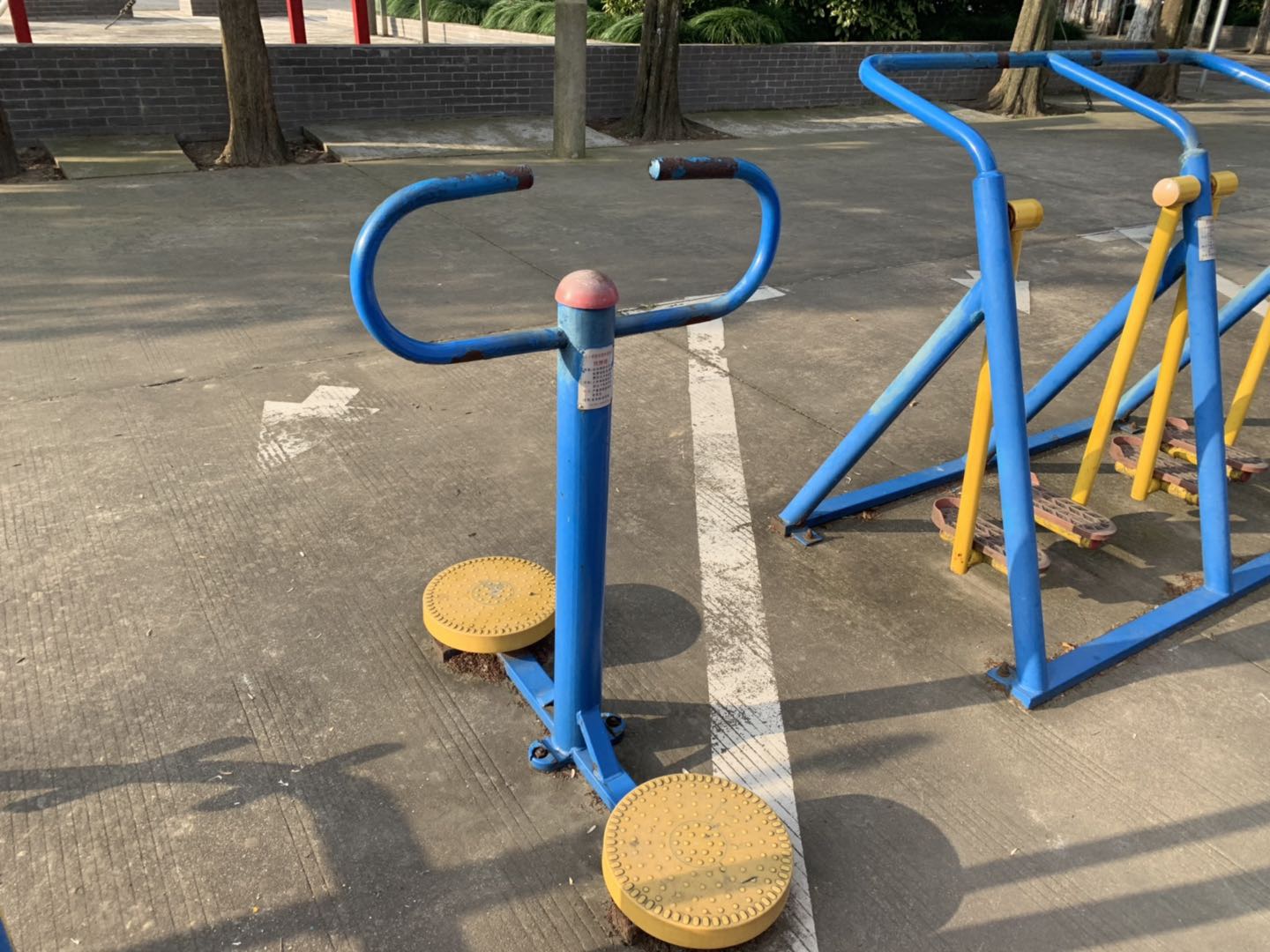 扭腰器